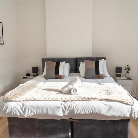 Mideyah Stays - 3 Bed Comfy House 卡迪夫 外观 照片