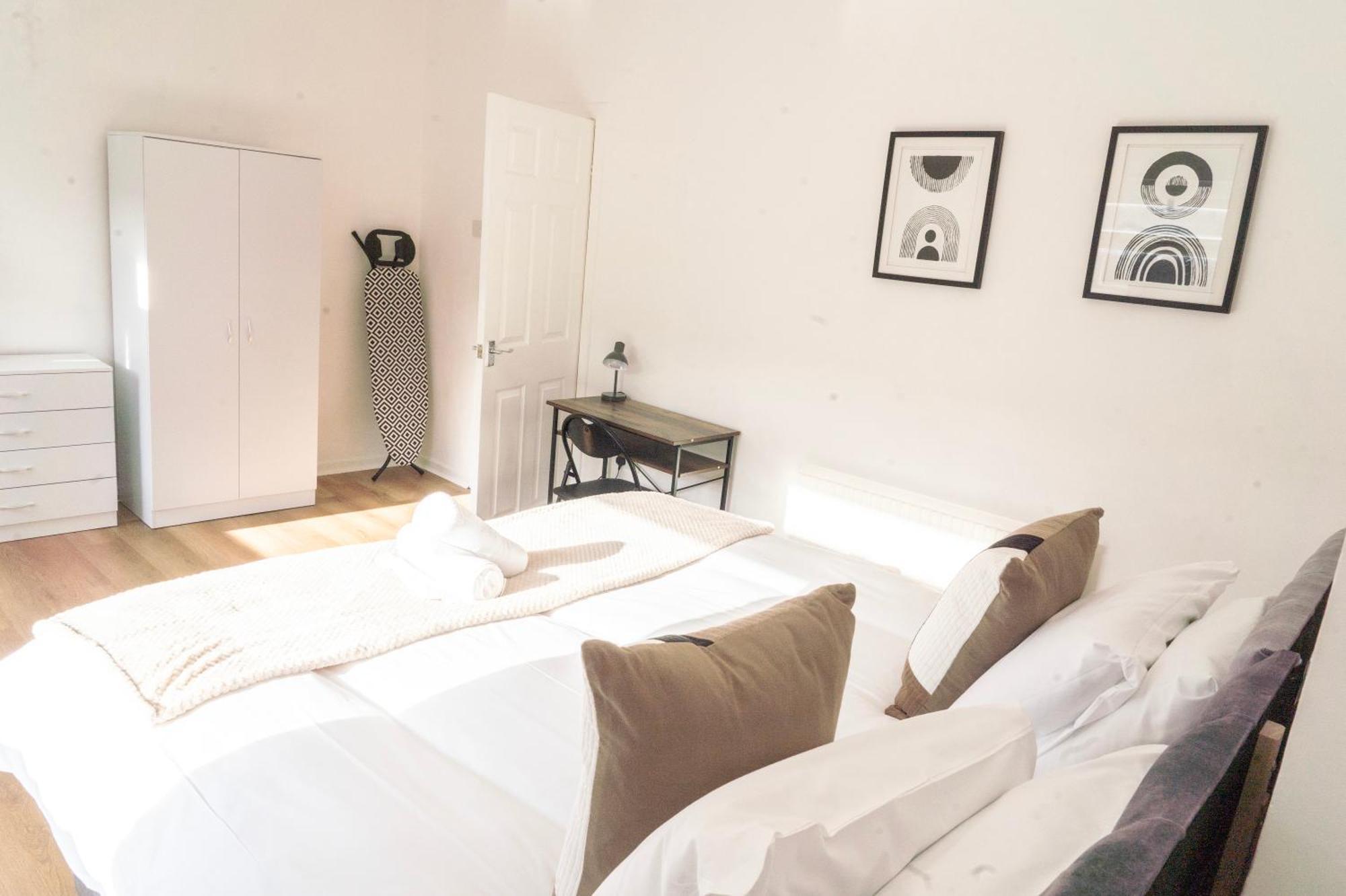 Mideyah Stays - 3 Bed Comfy House 卡迪夫 外观 照片